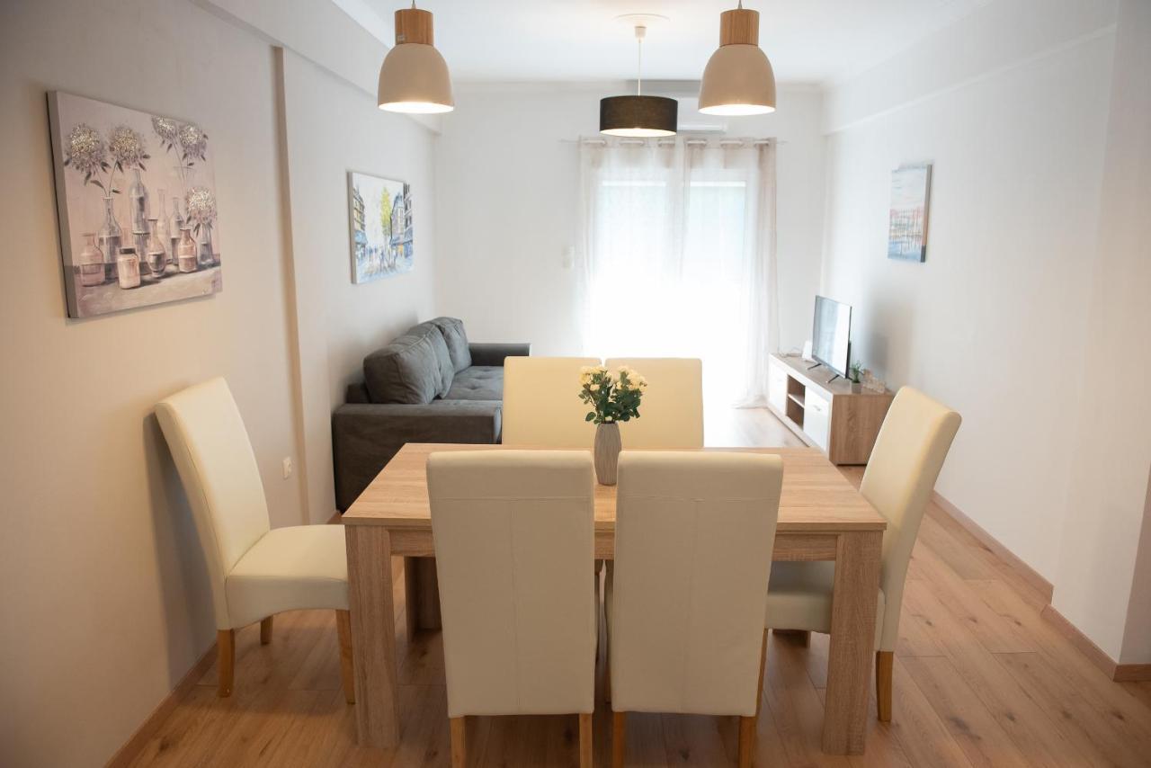 Newly Renovated Flat 500M From Subway Station Apartment Atena Exterior foto